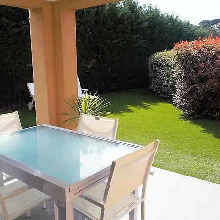 Garonette Villa