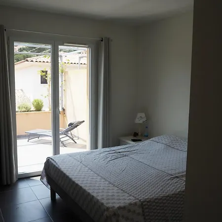 Garonette Villa *